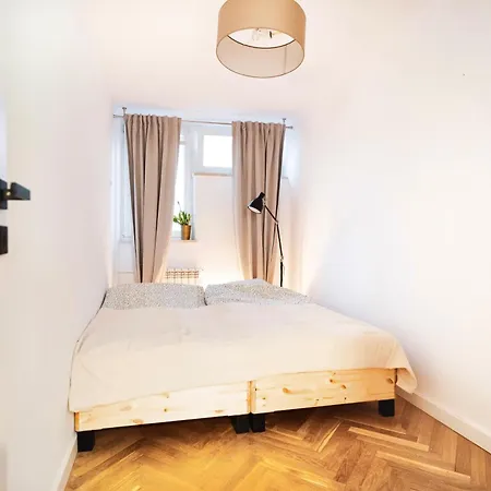 Apartment Centrum Miasta! Oddzielna Kuchnia! 14 Pietro! 2 Sypialnie! *